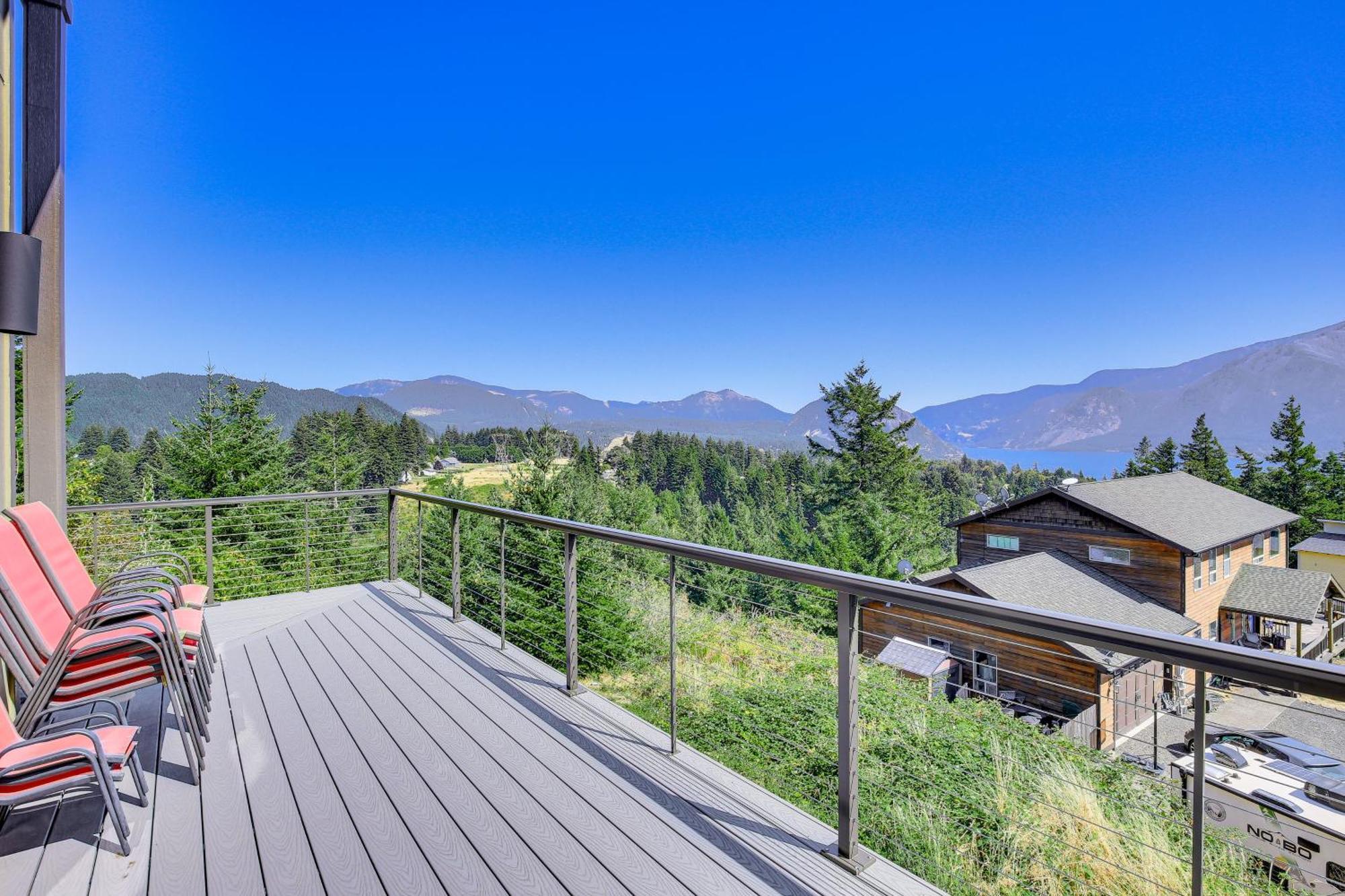Gorge Retreat - Modern Carson Home With Mtn Views! Exterior foto