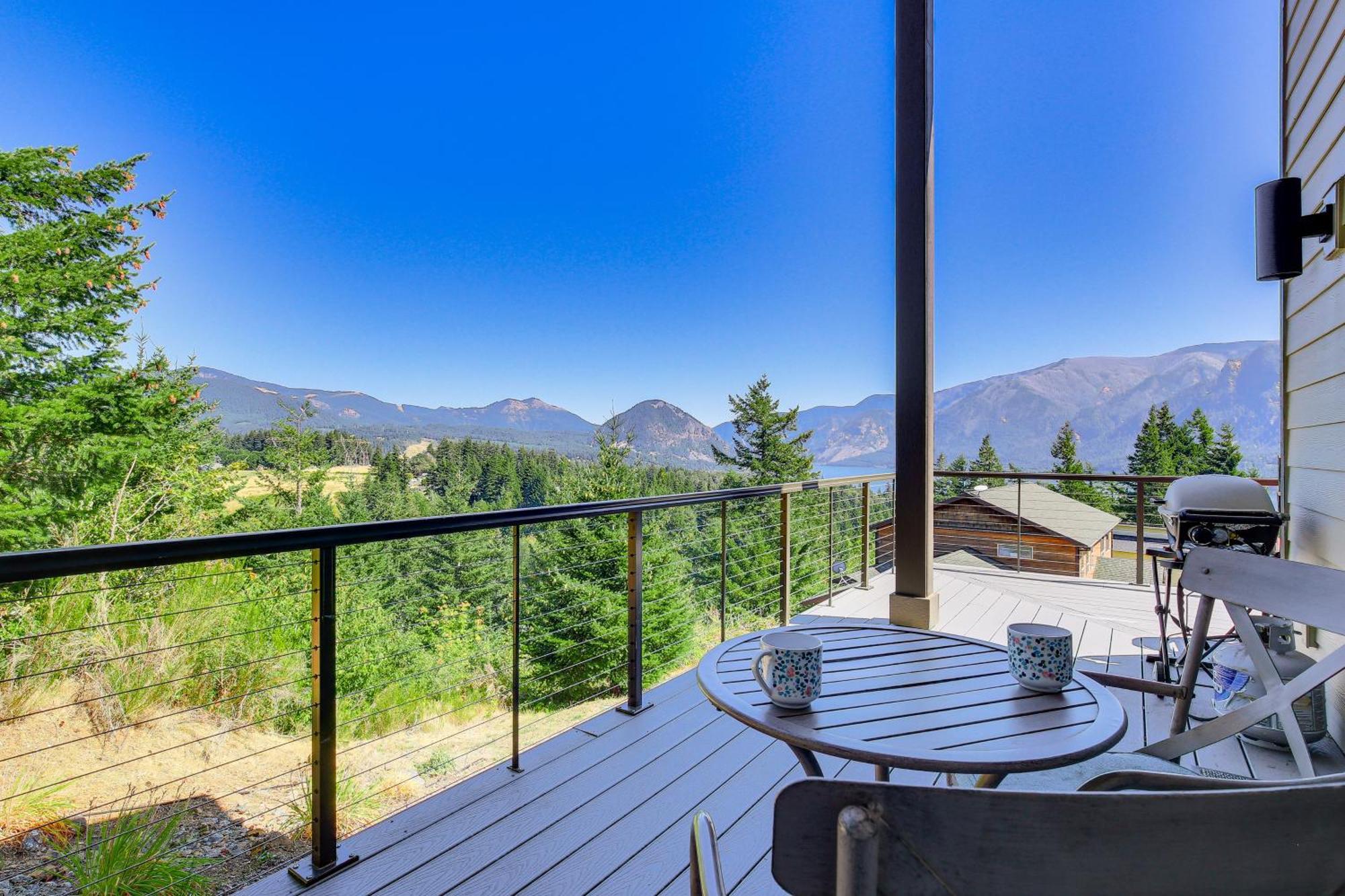 Gorge Retreat - Modern Carson Home With Mtn Views! Exterior foto